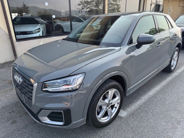 AUDI Q2